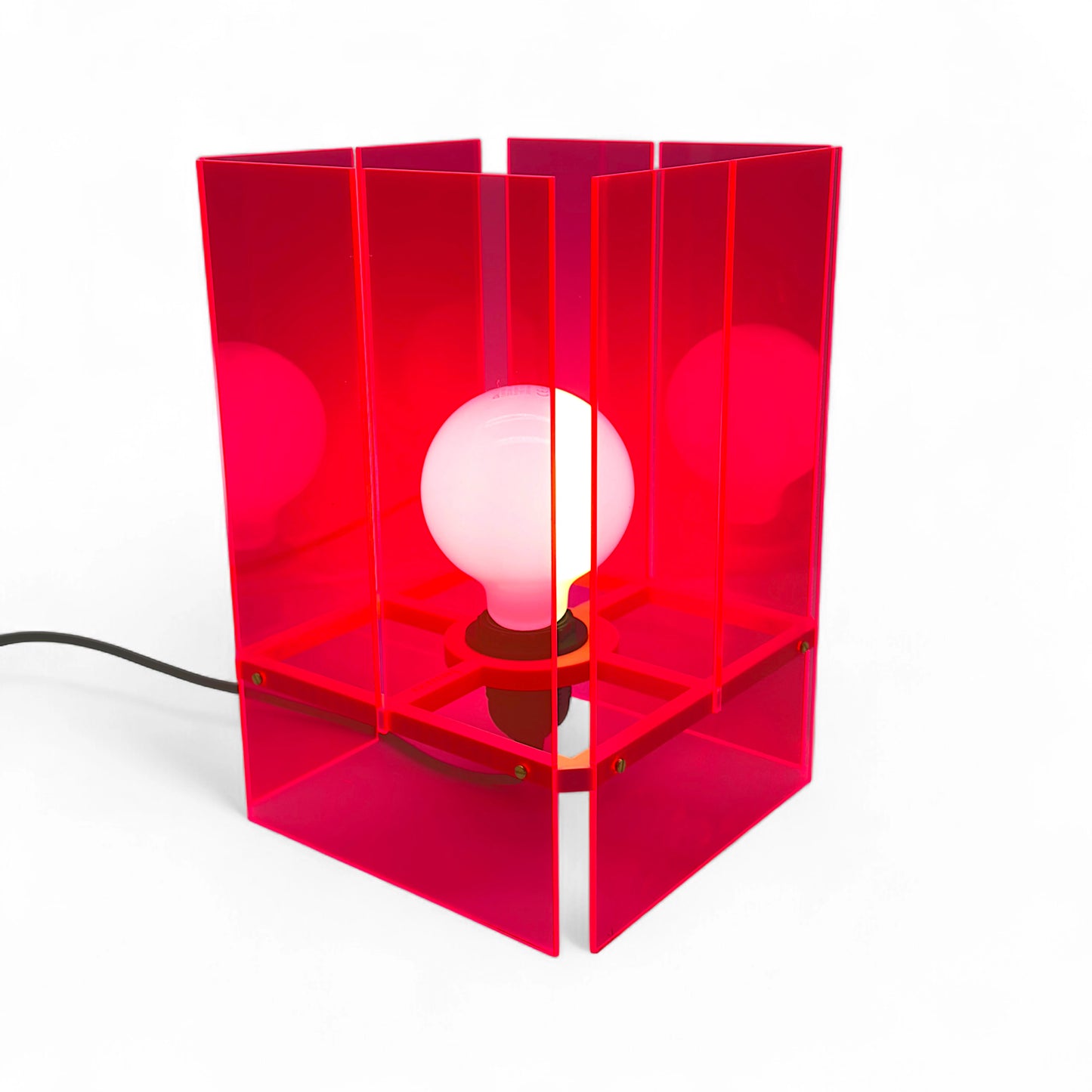 L’Éclipse — Création lumineuse, entre matière et lumière