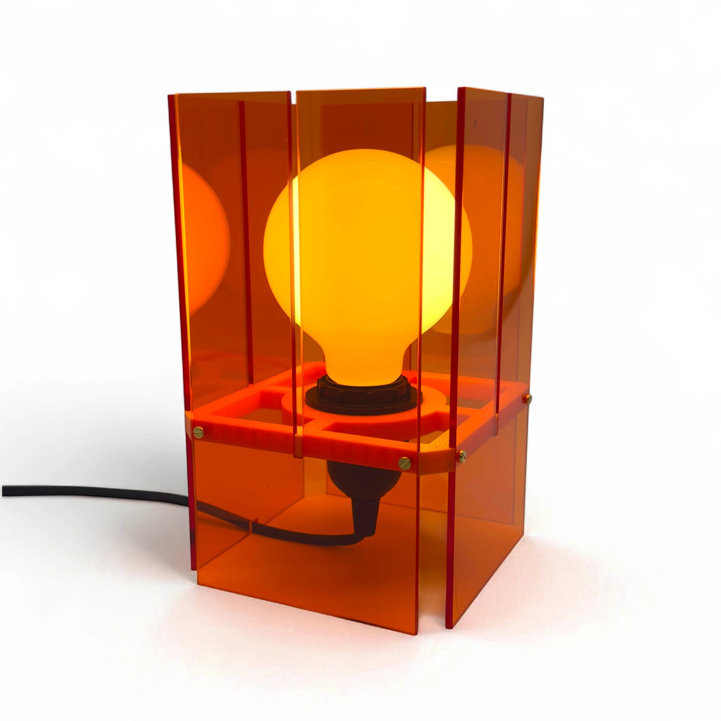 L’Éclipse — Création lumineuse, entre matière et lumière